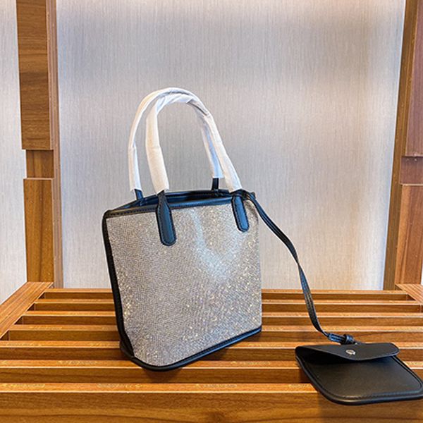 Alta Qualidade Glittering Diamante Compras Grande Saco Sub-Master Feminino 2021 New Shiny Senhora Todd Bag Corrente de Gás Externo Portátil Oblique Checet Bags A