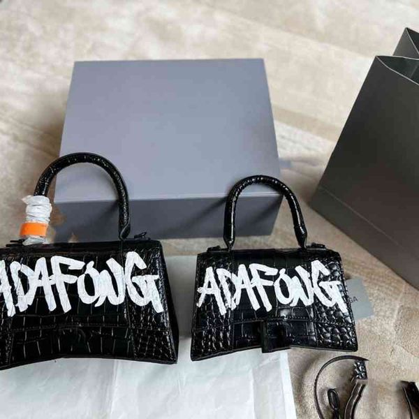 

handbags balencigas luxuries leather hourglass bag