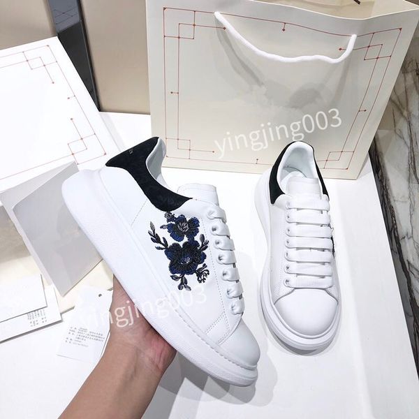 

skateboarding boots ones sneaker casual shoes mens women sports white black outdoor trainers sneakers xrx190910