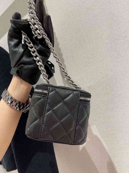 

2022 early spring new caviar leather box mini can women's messenger bag