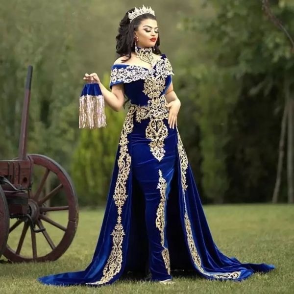 Abiti da sera arabi in velluto blu royal Dubai con gonna staccabile Applicazioni in pizzo con spalle scoperte Manica corta 3 pezzi Abiti da cerimonia formale Abito lungo da ballo in caftano