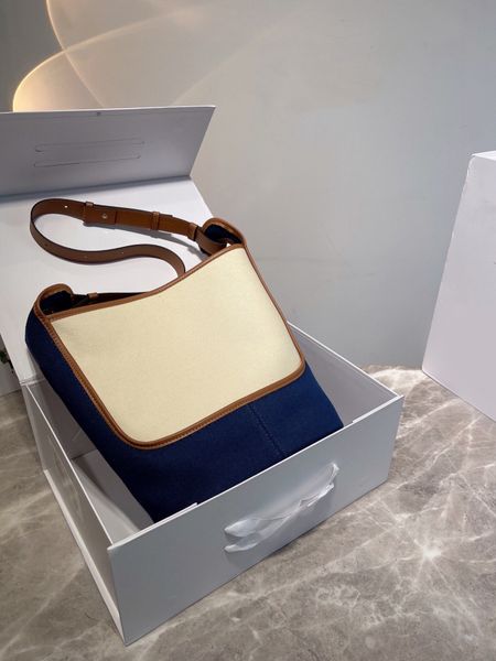 

bucket bag single shoulder bag diagonal womens low-key two-color splicing niche designer style socialite vintage preppy