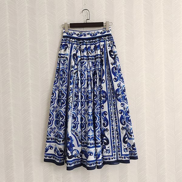 

women runway fashion skirt blue white porceliam print holiday party, Black