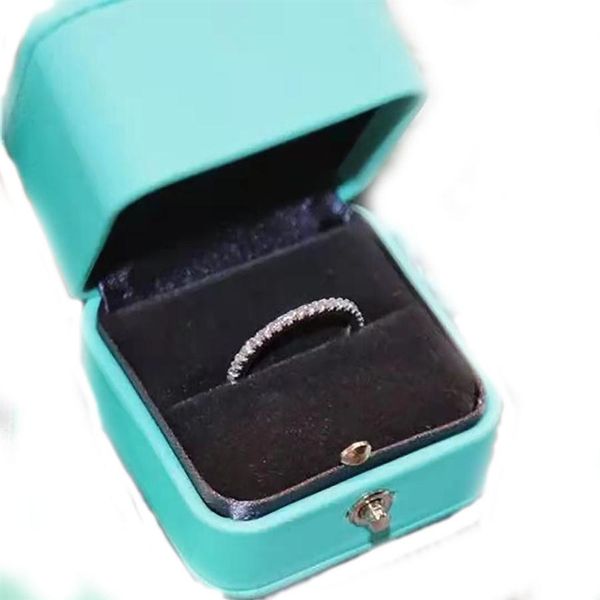 

luxury designer fashion silver ring lady classic six claw diamond ring birthday gift247q