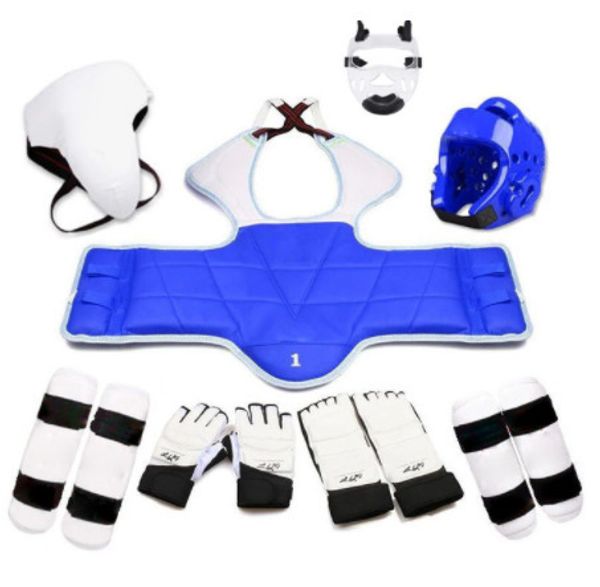 achtteiliges Set Taekwondo-Ausrüstung Helm Kickboxen Rüstung Guantes De Boxeo WTF Fußhandschuhe Spielausrüstung Capacete 220614