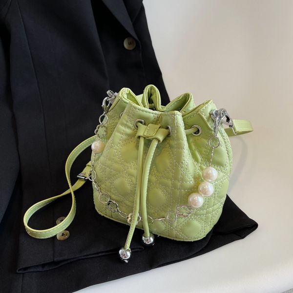 

designer buket bag 3 colors rhombic embroidery thread pearl chain cross-body bag in pu for lady with fashion style