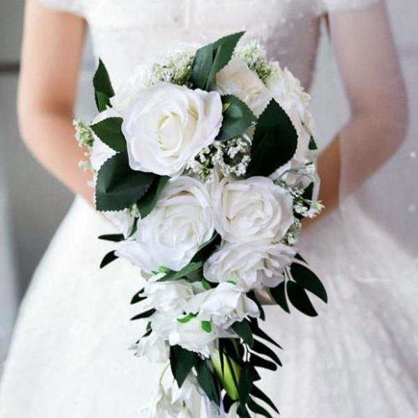 Flores de casamento buquê de buquê de seda de seda de noiva segurando decoração de flores Festas de férias fornecimento de cachoeira europeia rosas buquetweddingding