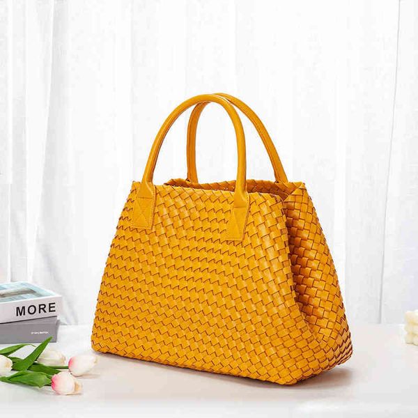 

evening bag large capacity woven a4 bag for women 2022 luxury designer soft wallet and handbag ladie casual shoulder bag 220622