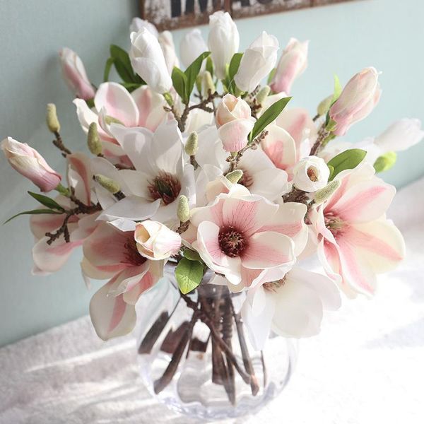 Ghirlande di fiori decorativi Singolo fiore di magnolia appiccicoso Decorazione Matrimonio domestico fintoDecorativo