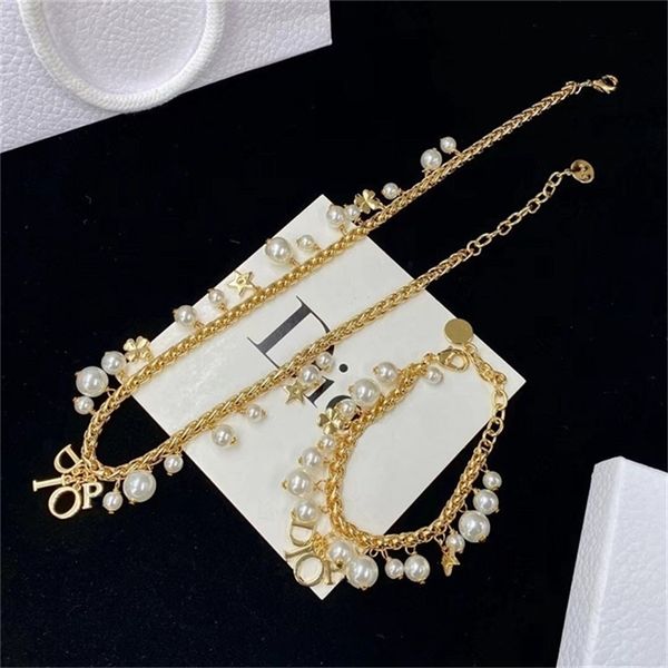 

2022 36% off designer jewelry dejia letter pearl necklace fashion simple star accessories, Black