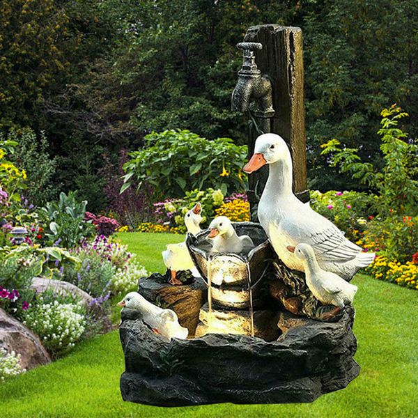 1 Stück Harz Enten Brunnen Garten Statue Outdoor Home Terrasse Dekor Handwerk Design mit LED-Licht Landschaft 220721