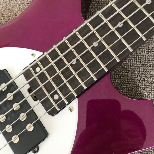

electric bass guitar, 5 strings, bass jazz, custom