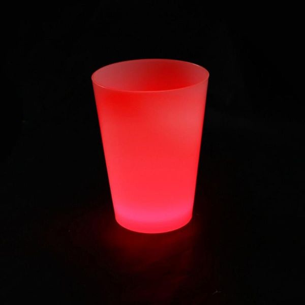 Decorazione per feste che cambia luce LED Club Tazze Whisky Beer Decor Puntelli Forniture Tazza incandescente Flash Tazze CupsParty