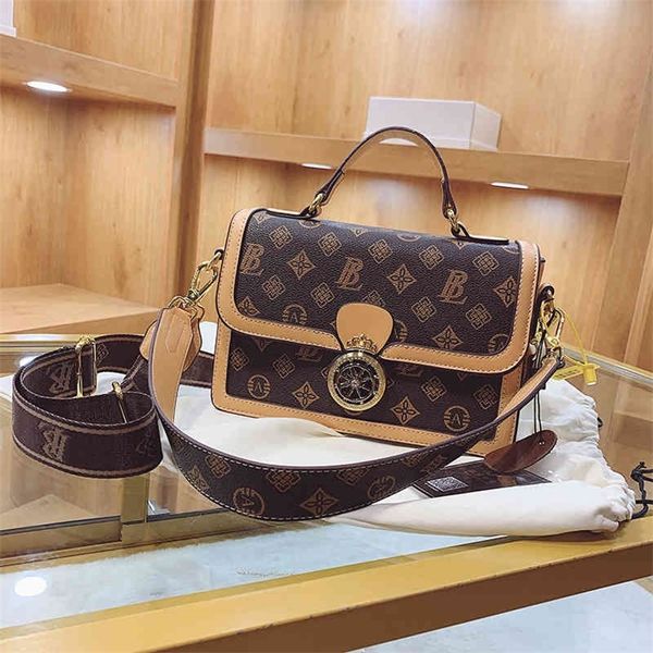 

75% off outlet store fortune changing small square 2022 new fashion simple shoulder classic cross messenger portable women's bag