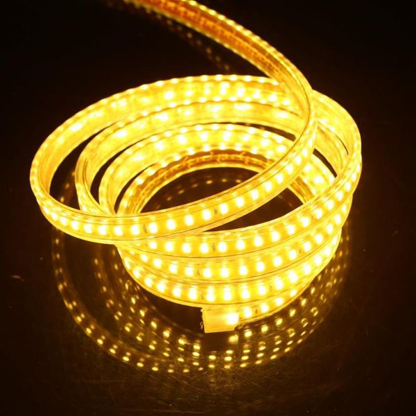 Şeritler LED Strip 5630 SMD 120LED/M IP67 Su geçirmez Esnek Işık Halat Dimmable Bahçe Ev Dekorasyonu Süper Parlak