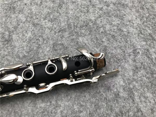 

new g key clarinet ebonite good material and sound