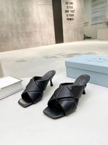 

designer stud sandals rivet high-heels shoes matte patent leather pointed high-quality sandal nude black red slippers flat shoe 6.5cm 9.5cm