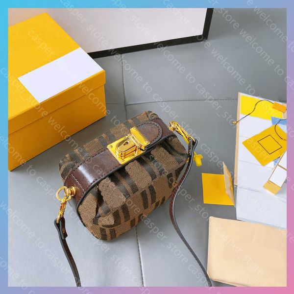 

women luxurys designers bags 2021 brands clutch pack chain bag designers handbag mini clutchs ladys casual wallets purse 12*8cm