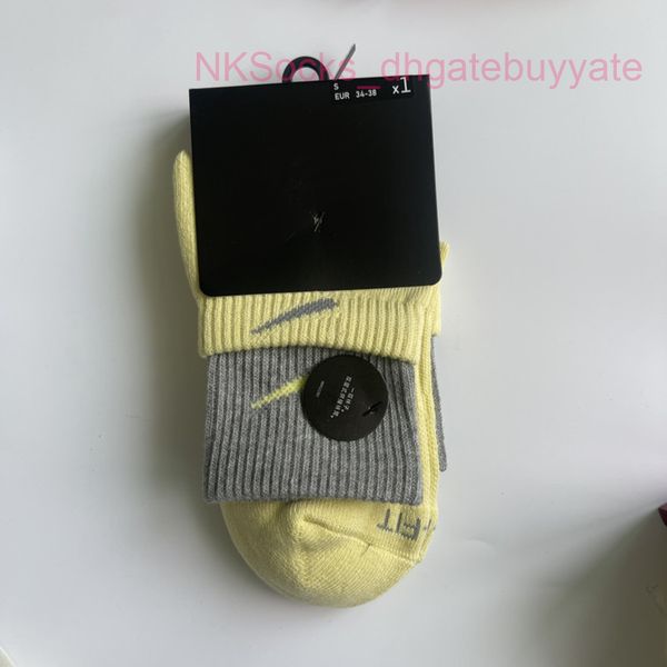 

classic men fashion socks hook brand color stitched men's women's long tube sports training sock street couple middle tubes luxury, Black