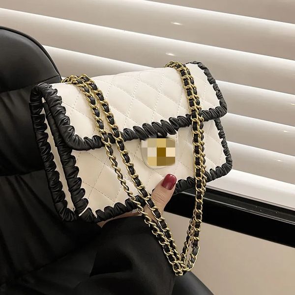 

designer bags high-end sense bag 2023 summer new ins small fragrance style shoulderbag western style diamond all-match messenger smallsquare