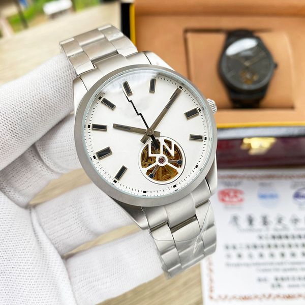 Fashion Mens Watch 40mm Automatische mechanische Uhren Edelstahlgurt Sapphire Spiegel Hochwertiges Handgelenk orologio di lusso Statussymbol