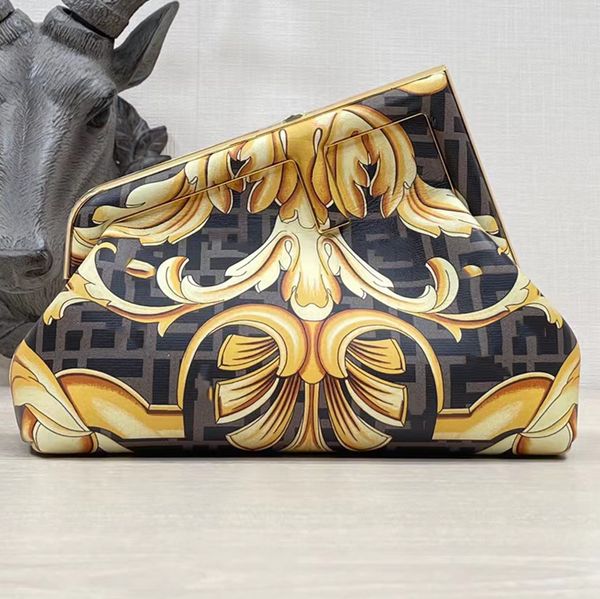 

2022 designer first sequinned bag oversized f metal clasp laminated leather diagonal striped motif clutch crossbody shoulder handbags bags p