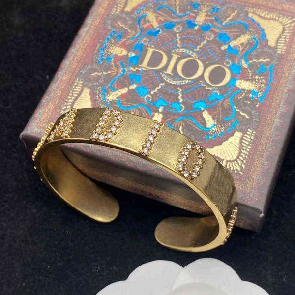 

antique bronze diamond inlaid letter open bracelet punk fashion used men's and women's bracelet, Black