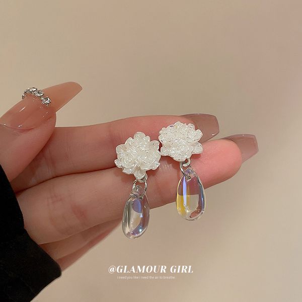 

silver needle flower water drop earrings korean design camellia classic style earrings niche temperament springeardrop for women, Golden