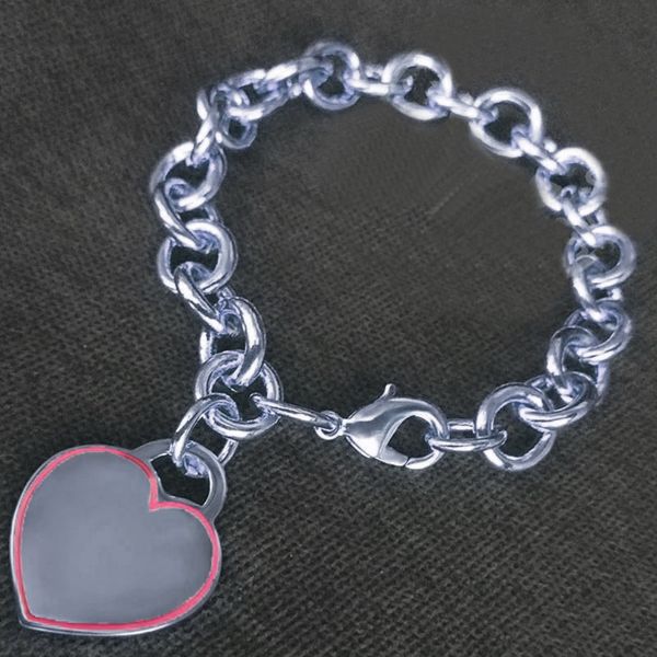 

2022 brand original jewelry cuff designer pink enamel surround heart pendant women's fashion simple high-end thick chain bracelet, White