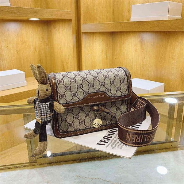 

women texture fashion wide belt messenger women's versatile foreign style one small square 75% off wholesale store