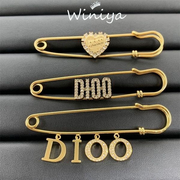 

20% off jewelry the new brooch new letter diamond brooch sense personalized fashion jewelry, Gray