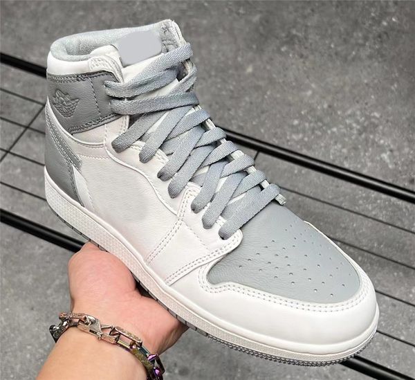 

2022 authentic 1 1s high og stealth 555088-037 outdoor shoes white sports sneakers mens retro with original box