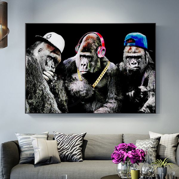 Tre fratelli Orangutan che indossano cappelli dipinti di poster di ritratti di animali e stampe immagini d'arte da parete per decorazioni per soggiorno