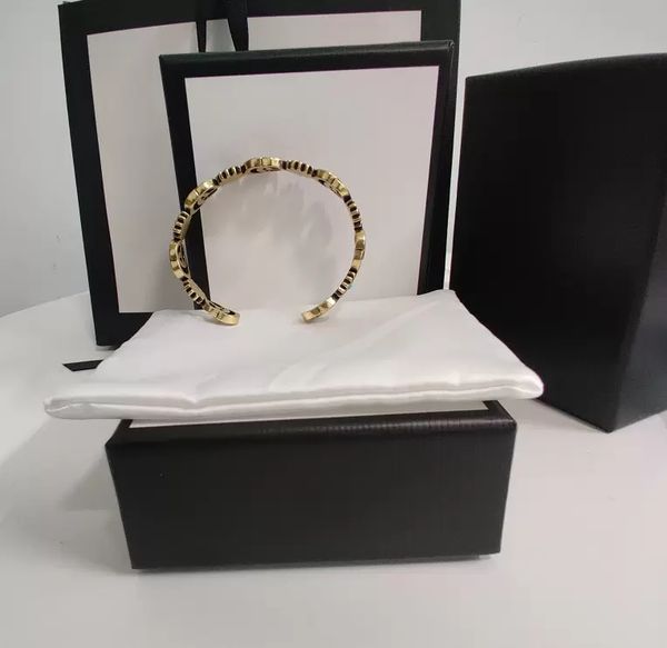 

bangle selling open bracelet retro style for woman fashion styling sell bracelet slippery jewelry supply with box, Black