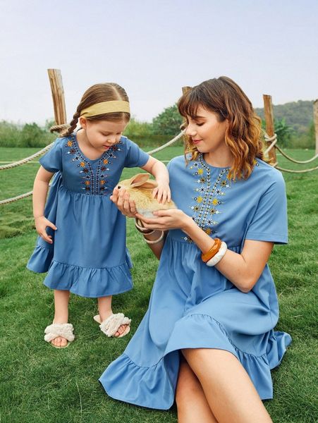 

1pc floral embroidery ruffle hem smock dress y3en#, Black;gray