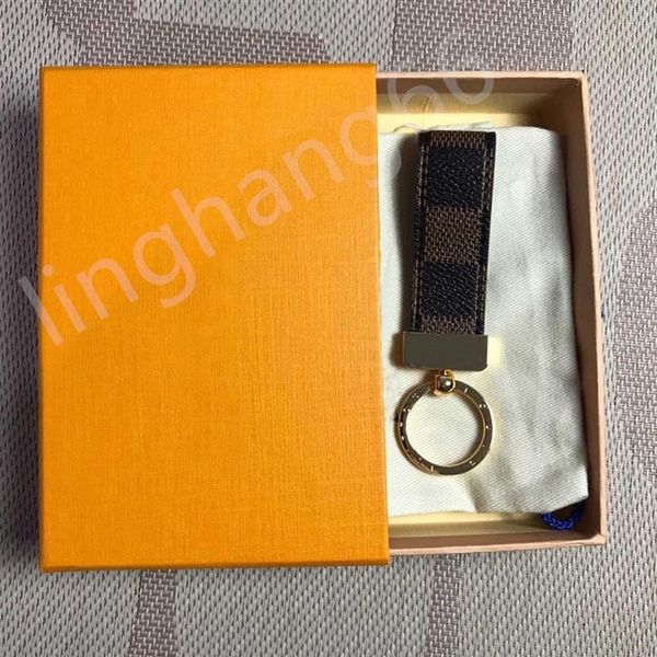 

2022 men's and women's gifts leather key chain style 7 color car key chain and gift box whole 272r220n, Silver