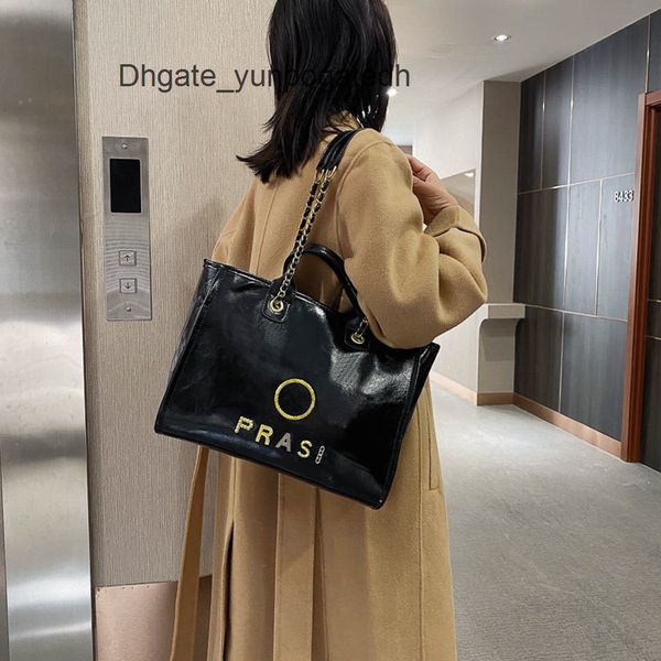 

brand designer luxury handbags women's evening bags ch metal badge tote bag small mini fashion beach handbag female capacity large leat, Black;red