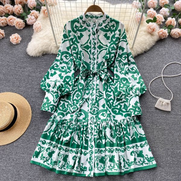 Moda feminina gola alta com seio único estampa floral lanterna manga longa na altura do joelho vestido estilo real SML