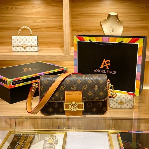 

autumn and winter printed single women's new fashion leather armpit high sense messenger small square clearance outlet sale