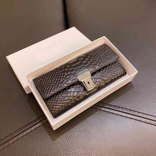 

wallets women luxurys designers ss chain plain alligator square casual famous popular tote l ong flap purses 220516, Red;black