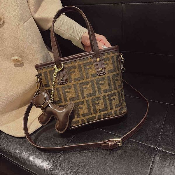 

women's new fashion messenger women's single vegetable basket clearance outlet sale