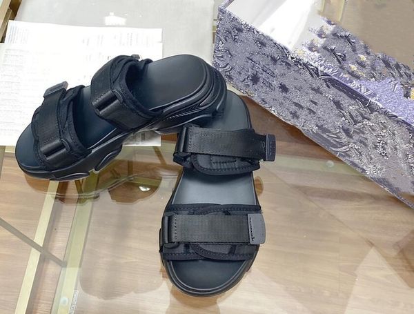 

2022 new style in early spring slippers thick combination outsole comfort beach walking ladies sandalias sandal, Black