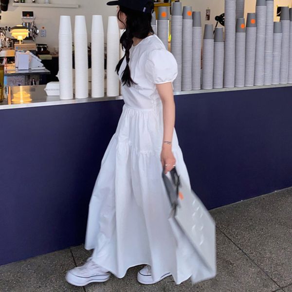 

ewq summer korea o neck puff sleeve dress ladies elegant long robe elastic waist big hem black women dresses qv387 y200805, Black;pink