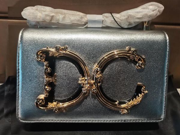 

5a wallets bags 21cm silver color girls nappa leather shoulder handbags purse for women with dust bag box wallet on chain, Red;black