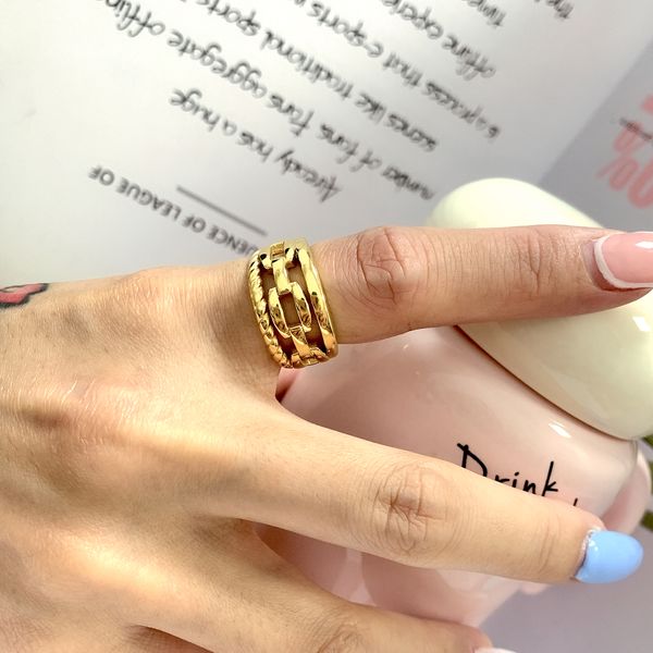 

fashion eternal love ring for man women rings men woman jewelry 2 color gifts fashion accessories with jewelry pouches pochette bijoux whole, Golden;silver