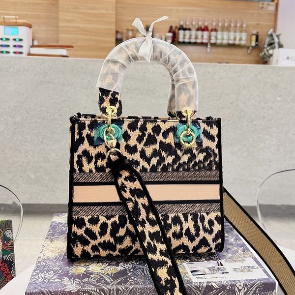 

fashion re-edition nylon designer bags for woman luxury handbag men lady womens 2022 crossbody tote hobo shoulder purse handbags bag wallet