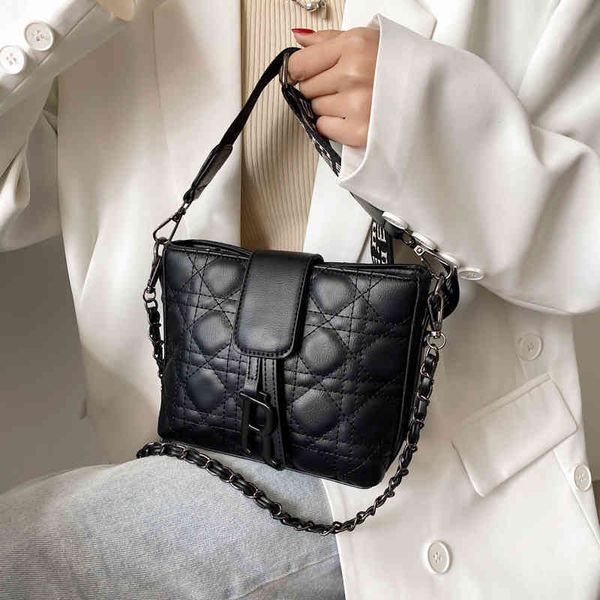 

women's summer large capacity bucket wide shoulder belt messenger women's bag