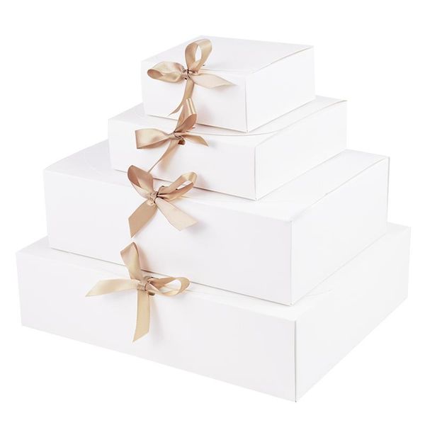 GREST PARTE 5PCS WHITE Kraft Paper Box Wedding Birthday Party Hnadmade Cookie Candy Storage Pacote de Natal Decoração de Natal para HomeGift