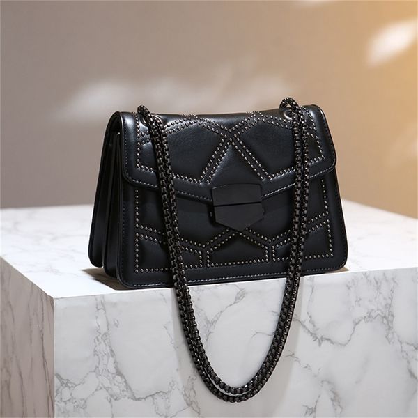 

new red black rhombic chain single slant span small square wholesale design purses online
