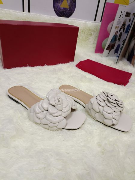 

sandals camellia flower leather slippers wear fashionable women's flat bottom sandals, Black